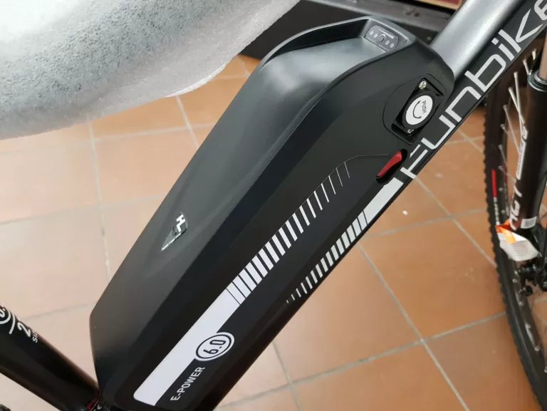 ROWER ELEKTRYCZNY FUNBIKE E-POWER 6.0 21 AKCESORI