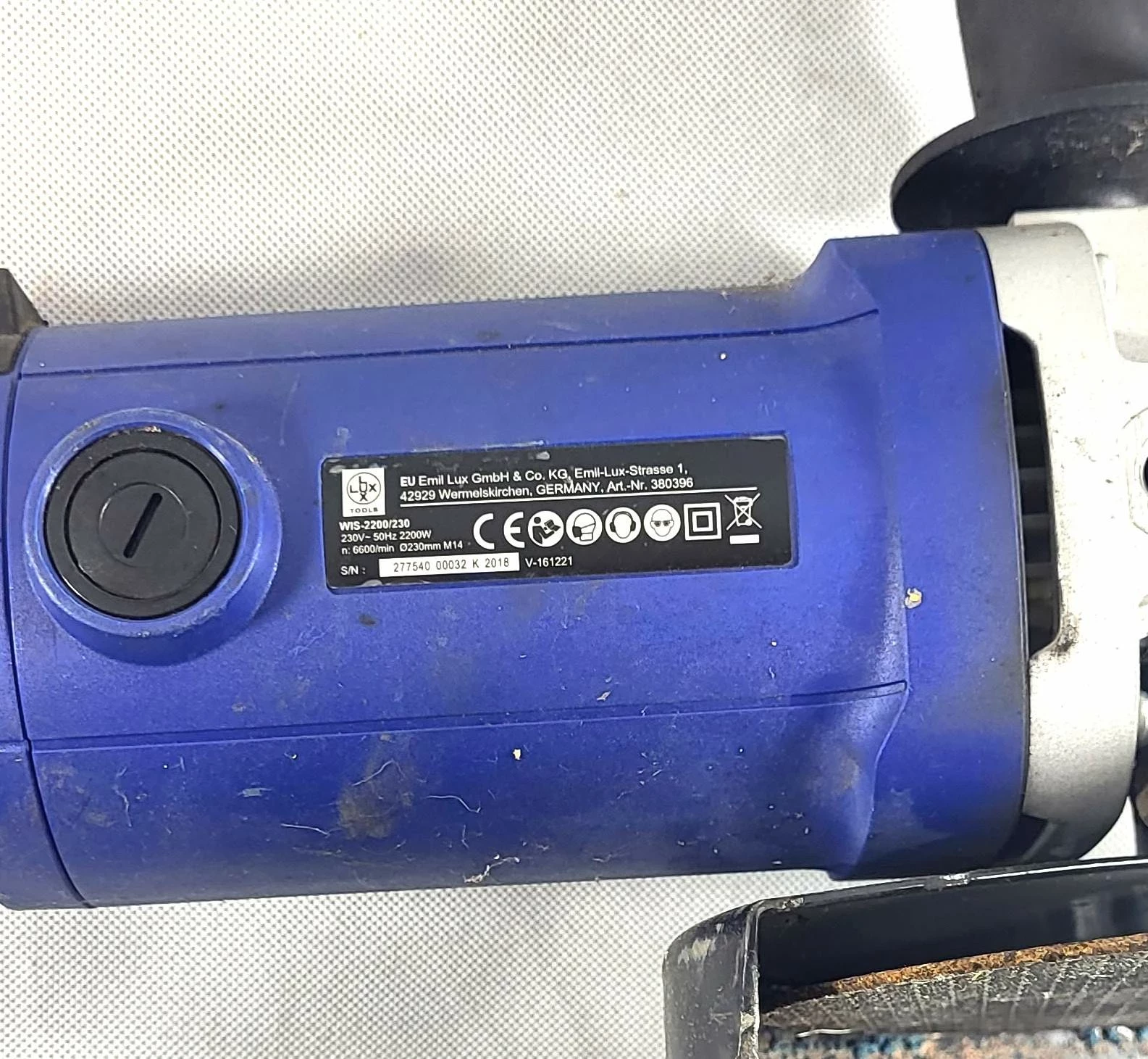 szlifierka-katowa-lux-tools-wis-220030-stan-uzywany