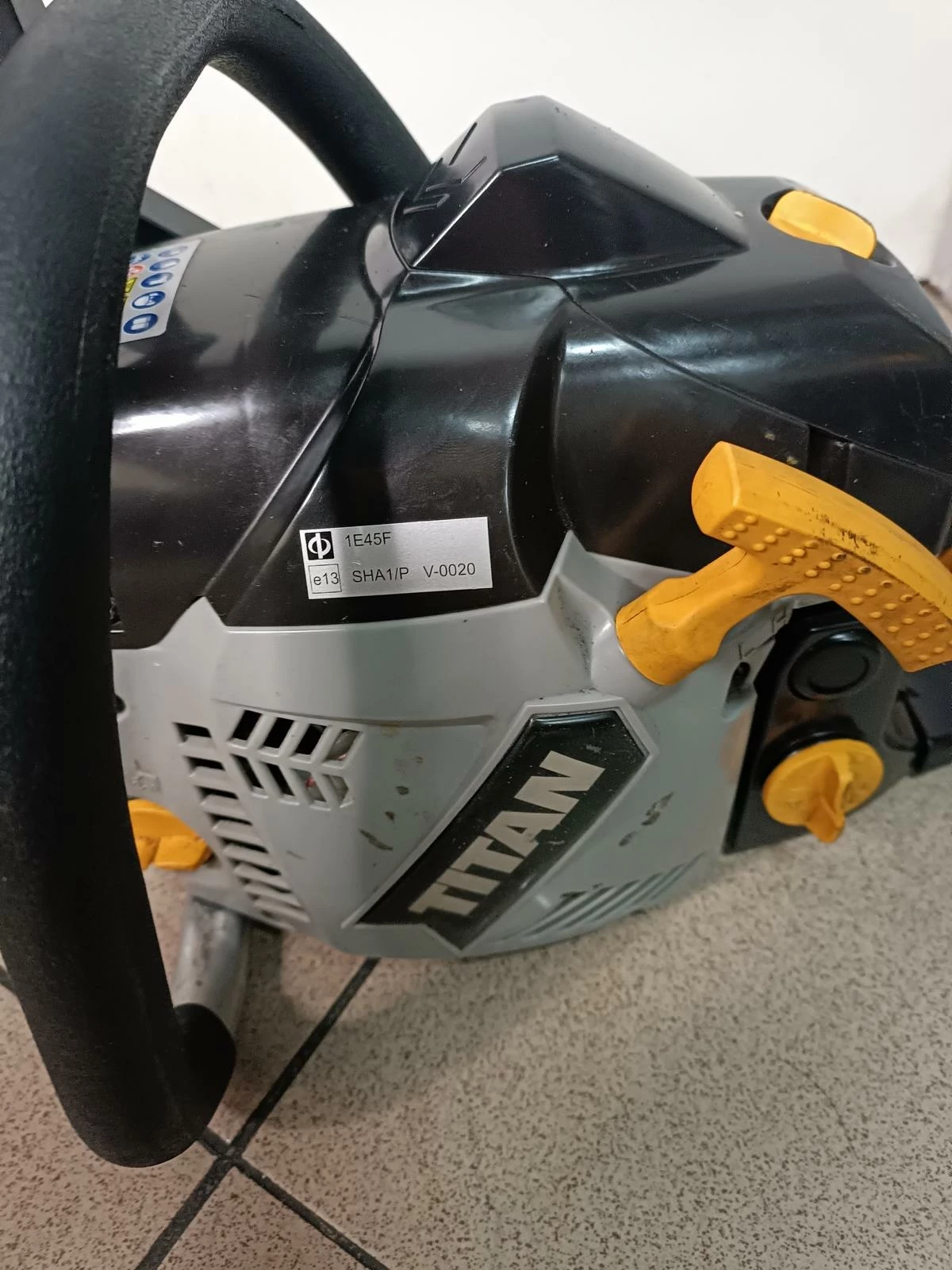 pila-spalinowa-titan-ttl760chn-kod-producenta-ttl760chn