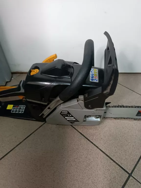 pila-spalinowa-titan-ttl760chn-stan-uzywany