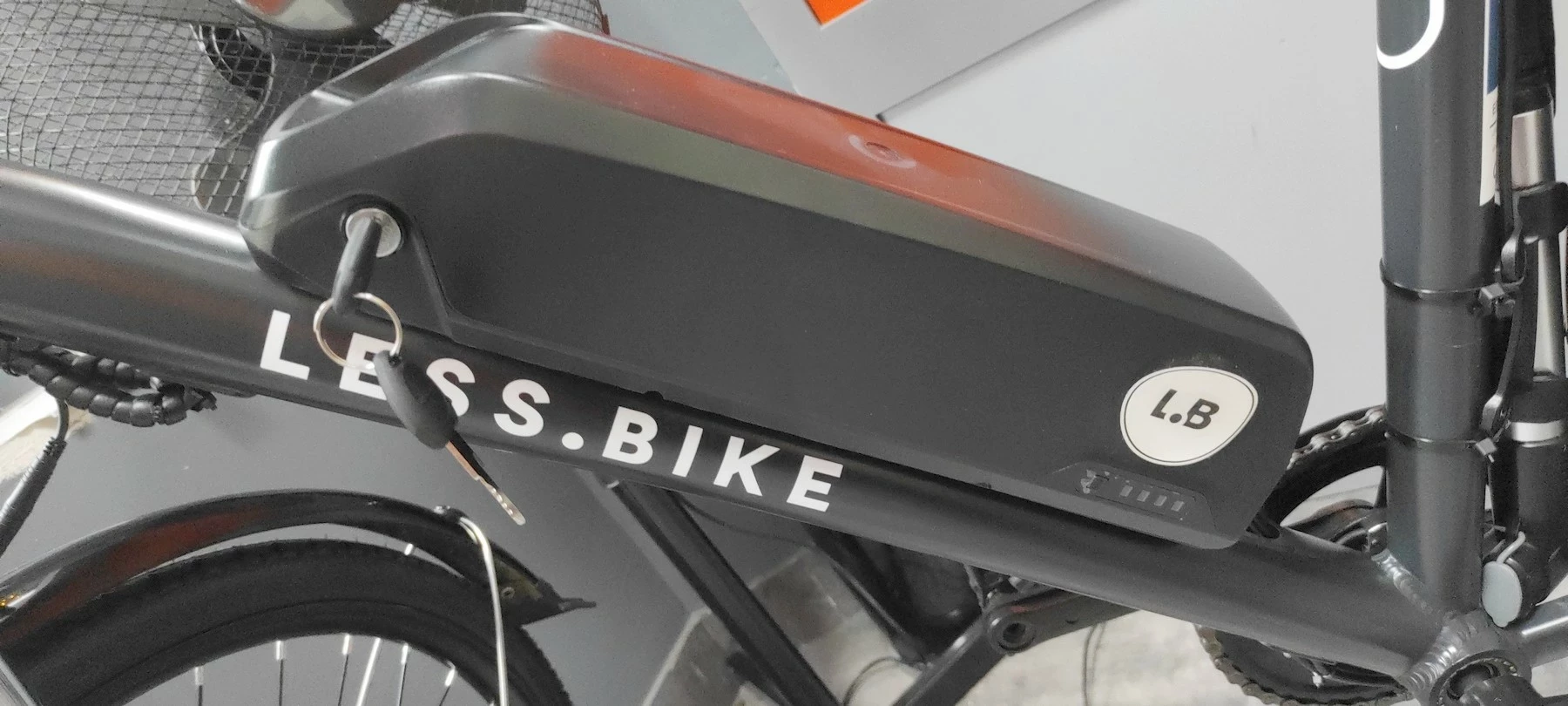 rower-elektryczny-less-bike-moc-silnika-25000