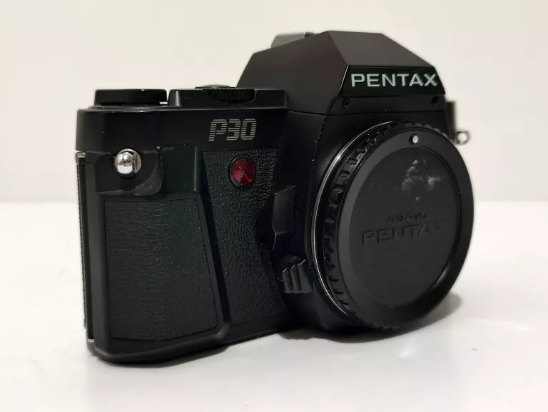 APARAT ANALOGOWY PENTAX P30 B/N