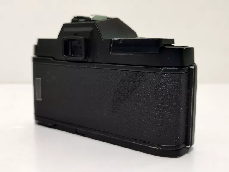 aparat-analogowy-pentax-p30-bn-model-fx-d-se