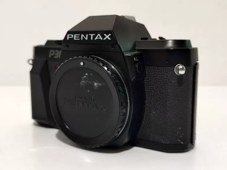 APARAT ANALOGOWY PENTAX P30 B/N