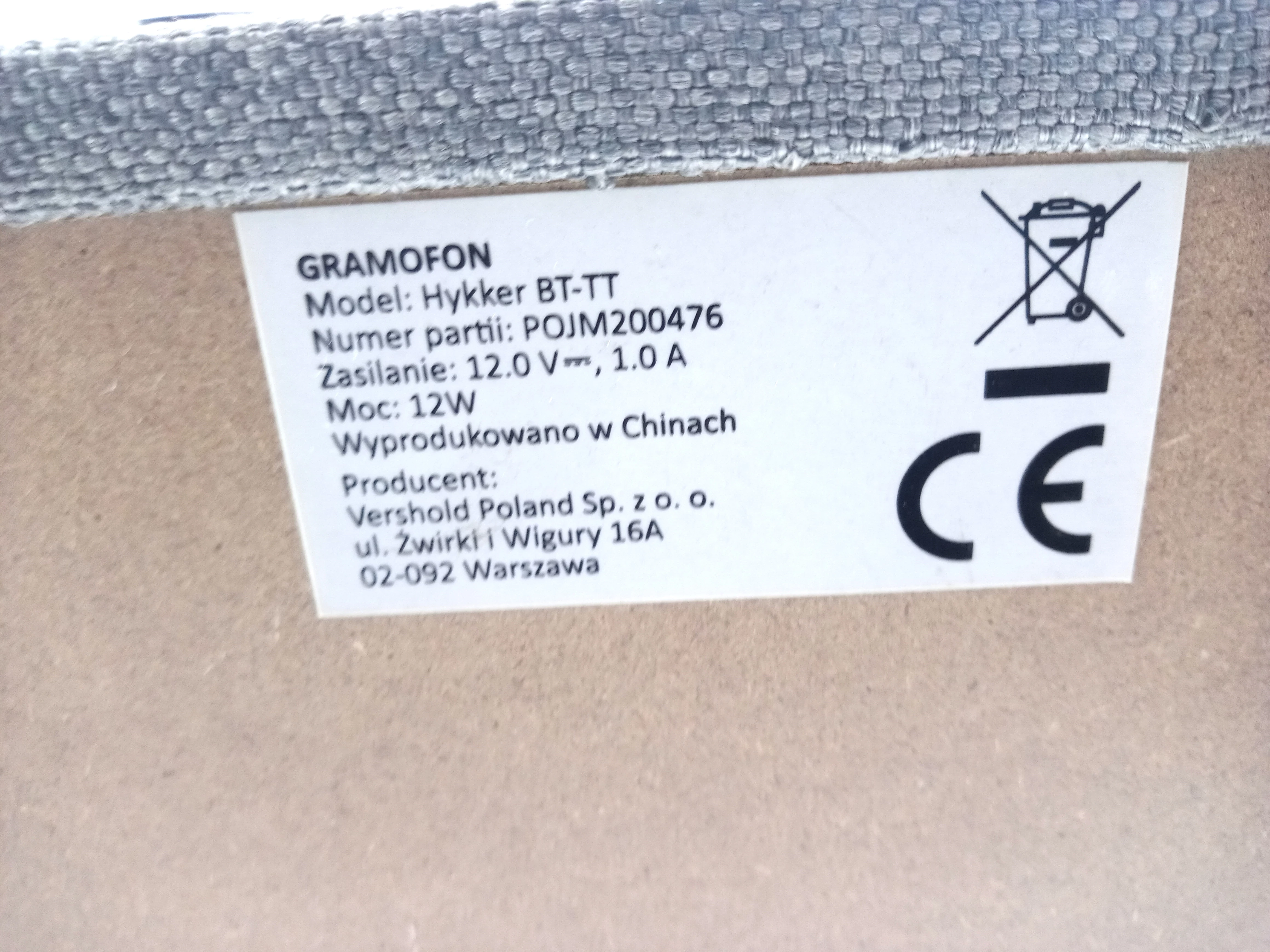 gramofon-z-radiem-hykker-bt-tt-wbudowany-przedwzmacniacz-brak-informacji