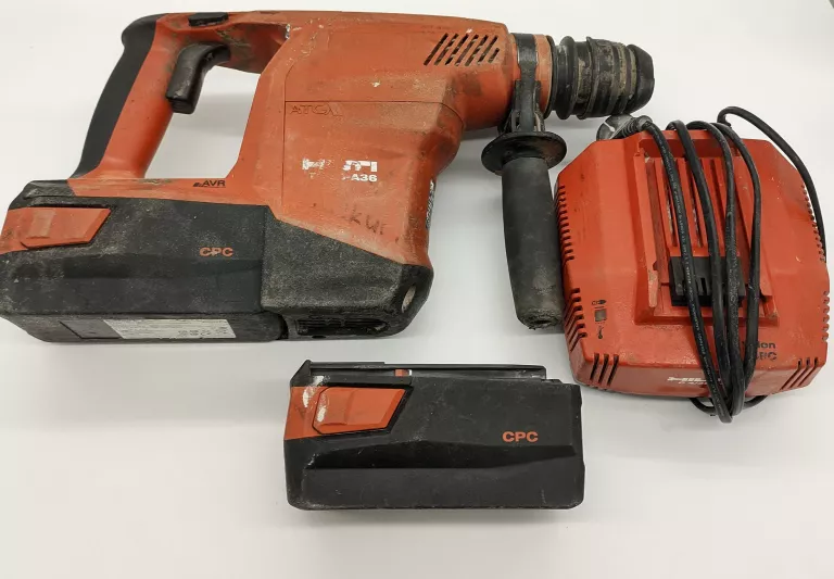 MŁOTOWIERTARKA HILTI TE 30-A36 2 AKU ŁADOWARKA