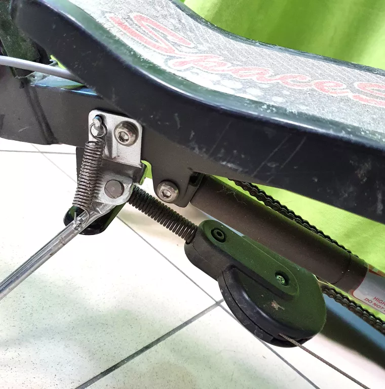 hulajnoga-space-scooter-z-napedem-mechanicznym-ean-gtin-6951446830024