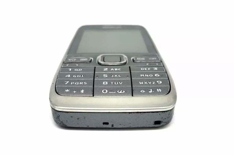 TELEFON NOKIA E52