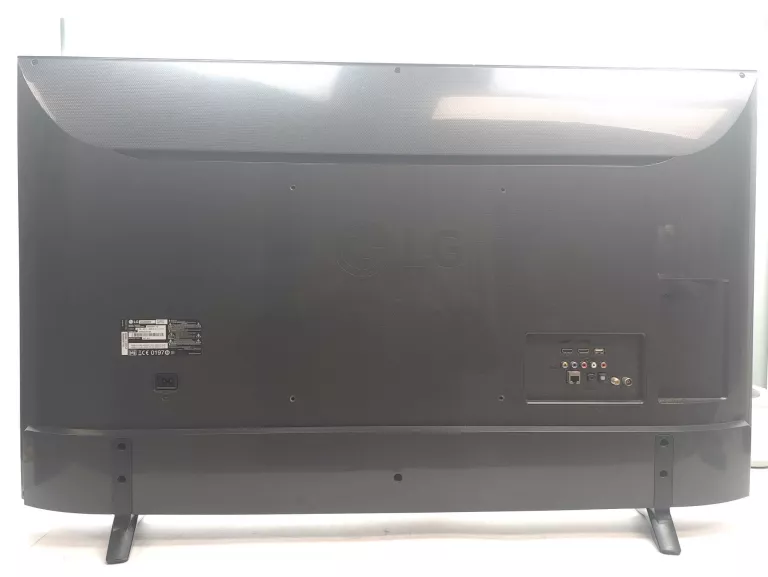 TELEWIZOR LG 49UH603V OPIS