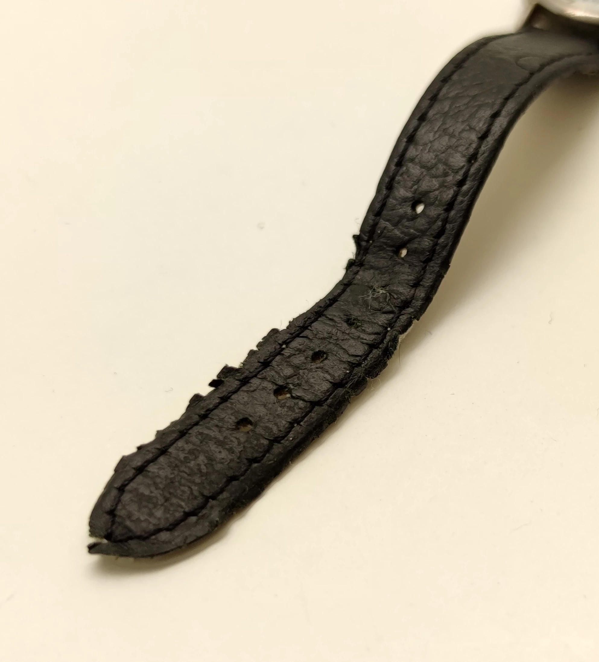 zegarek-perfect-050-ksztalt-koperty-129223-2