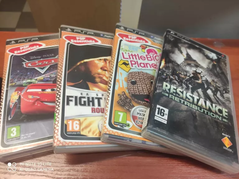 konsola-psp-1003-4-gry-stan-uzywany