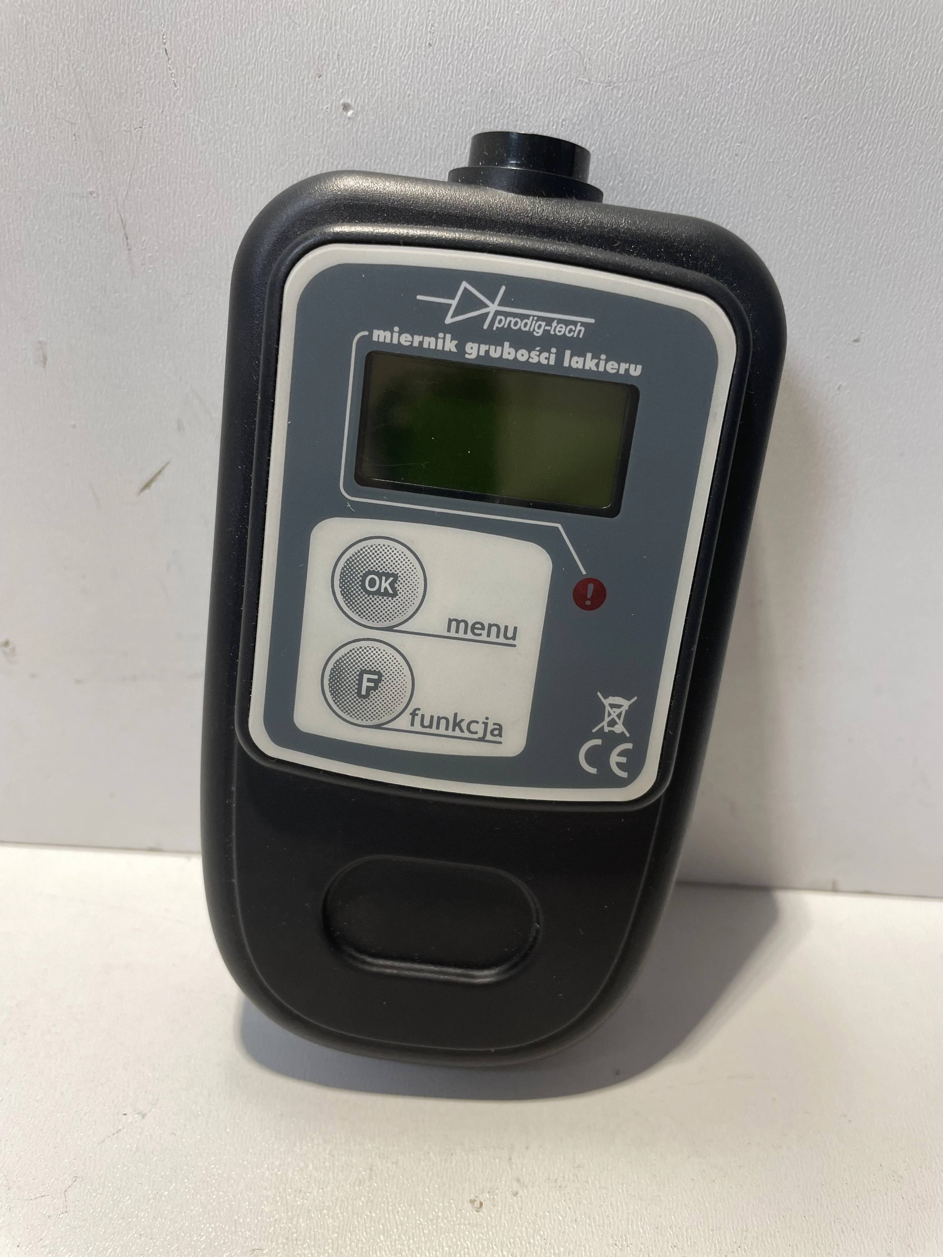 gl-1-miernik-grubosci-lakieru-stan-uzywany