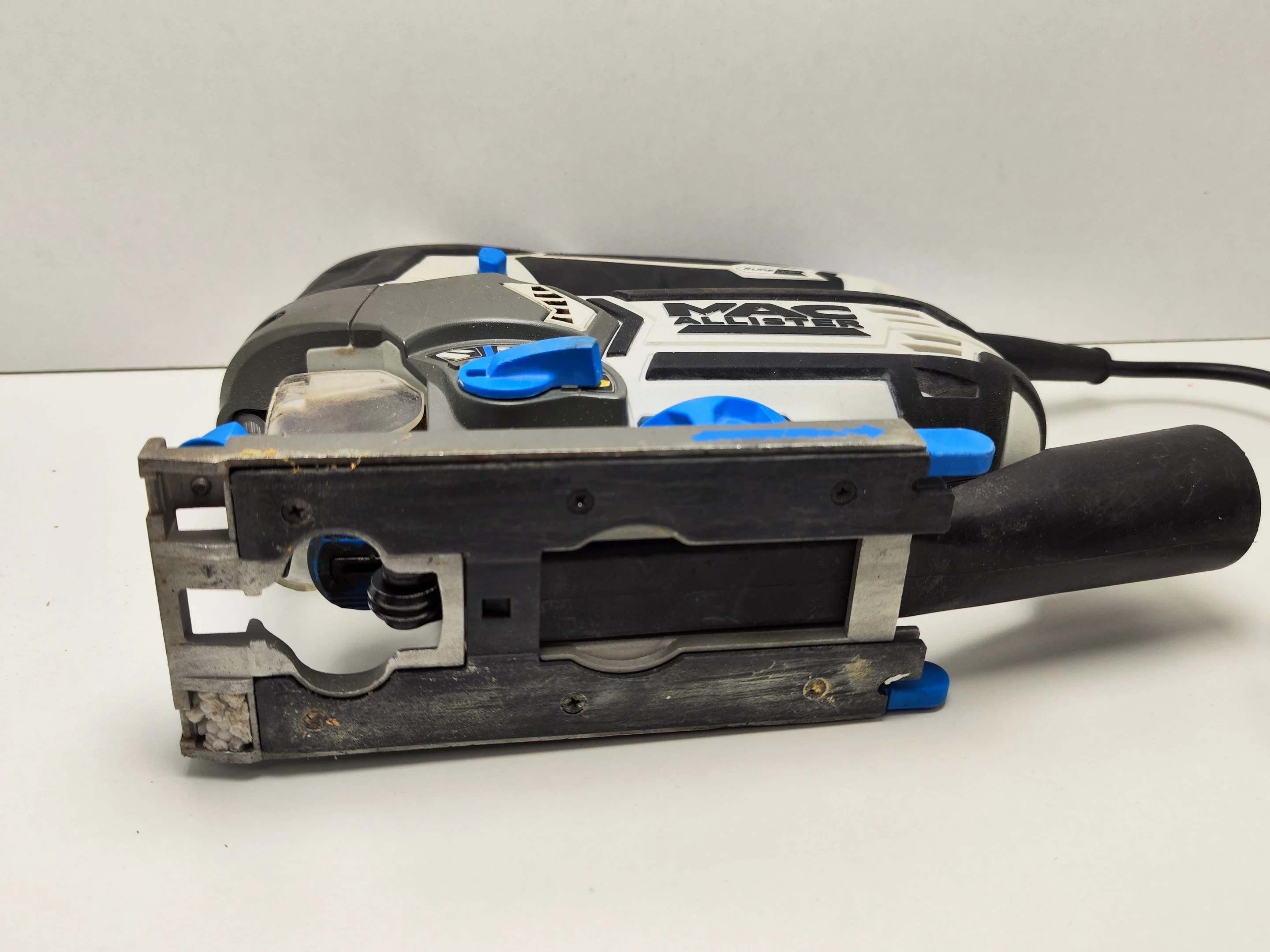 wyrzynarka-macallister-mejs750-750-w-zasilanie-sieciowe