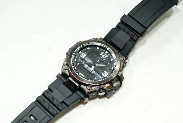ŚWIETNY ZEGAREK G-SHOCK CASIO 5369 MTG S1000D