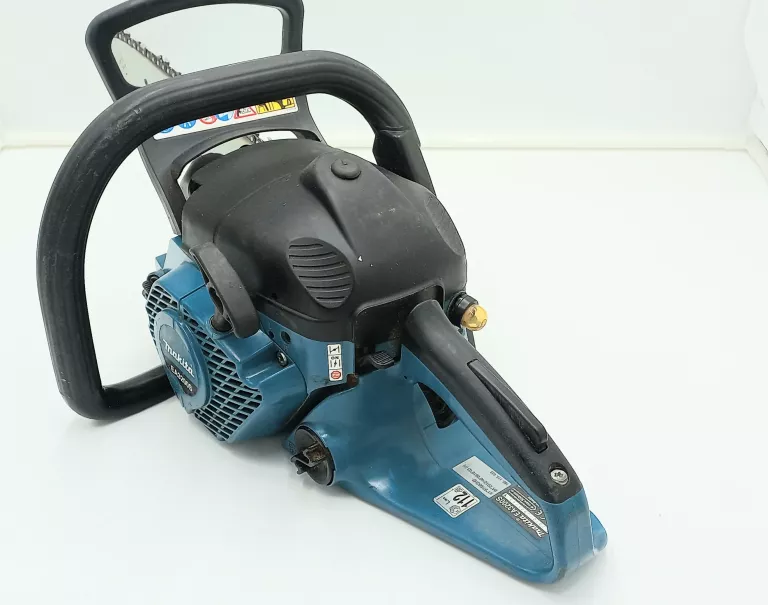 PIŁA MAKITA EA3200S
