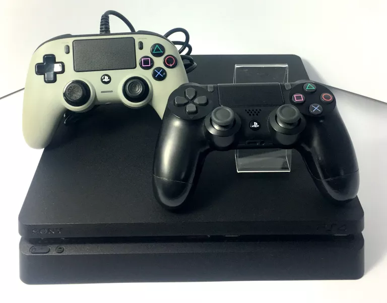 KONSOLA SONY PS4 SLIM 500GB/2PADY