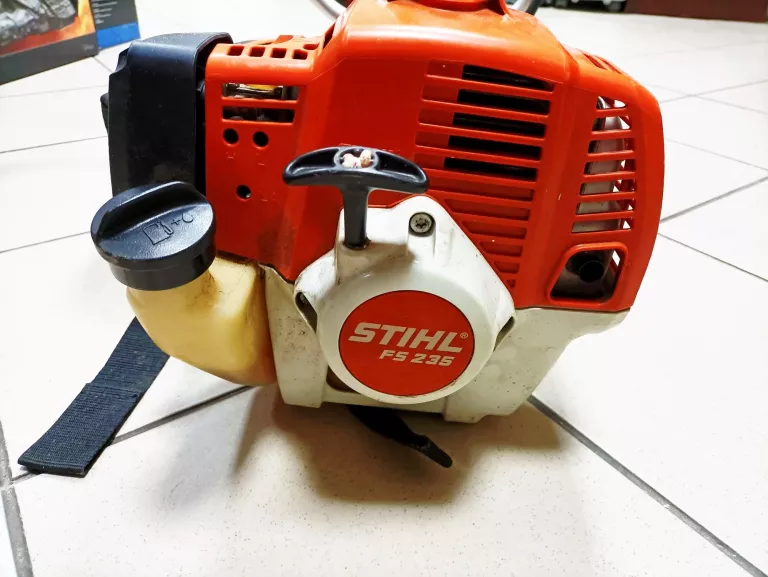 KOSA SPALINOWA STIHL FS 235