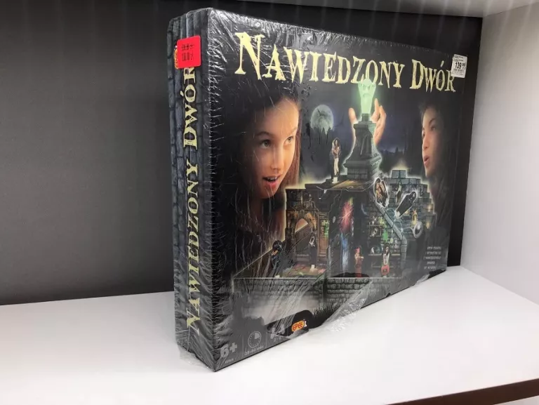 "NAWIEDZONY DWÓR EPEE" GRA TOWARZYSKA