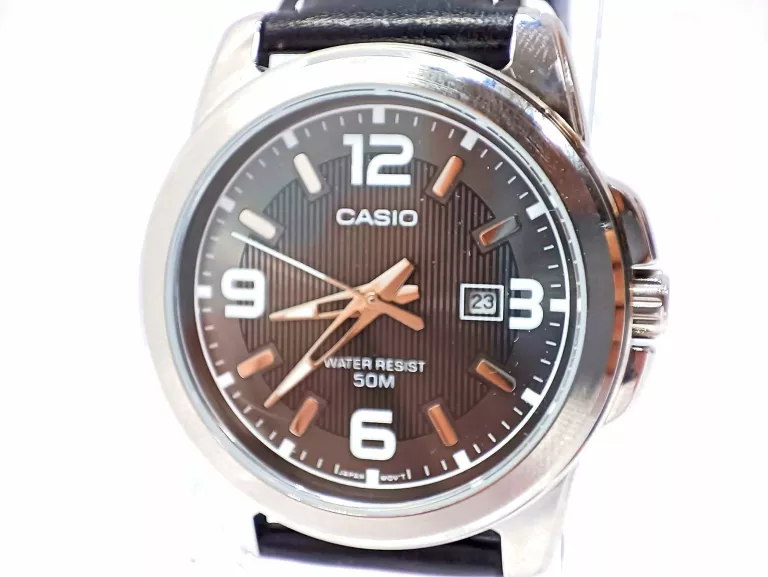 zegarek-casio-mtp-1314p-funkcje-datownik