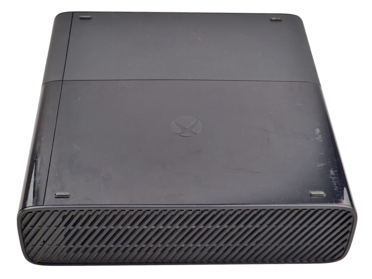 konsola-microsoft-xbox-360e-4gb-kinect-pad-stan-uzywany