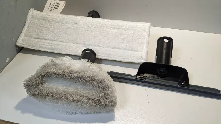 PAROWNICA MYJKA PAROWA KARCHER SC3