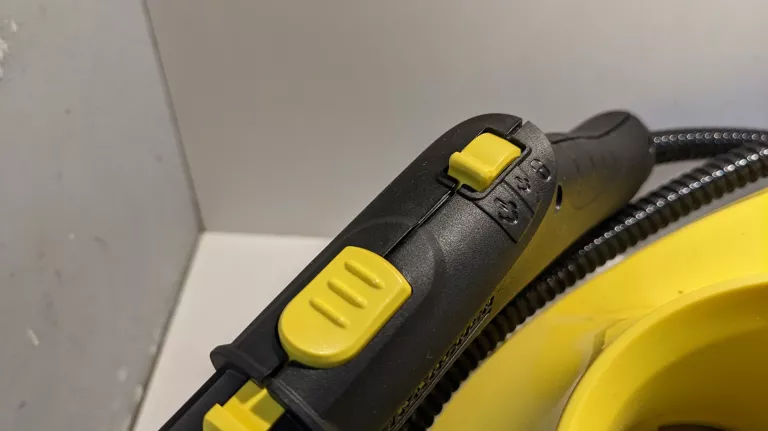 PAROWNICA MYJKA PAROWA KARCHER SC3