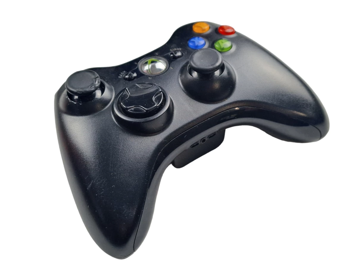 konsola-microsoft-xbox-360e-4gb-kinect-pad-marynarki-polskiej-32-ustka