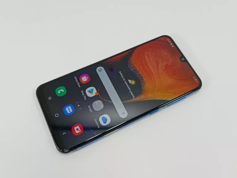 SAMSUNG GALAXY A50 4 GB / 128 GB OPIS