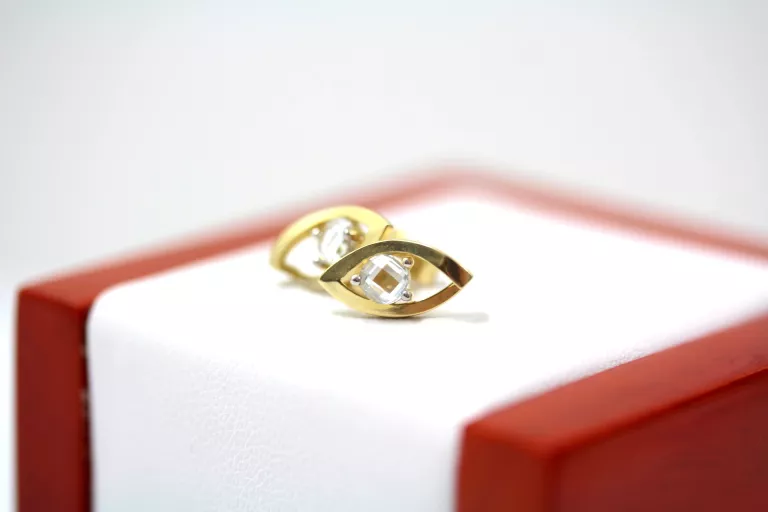 przepiekne-zlote-kolczyki-z-cyrkonia-p585-w160g-motyw-budda