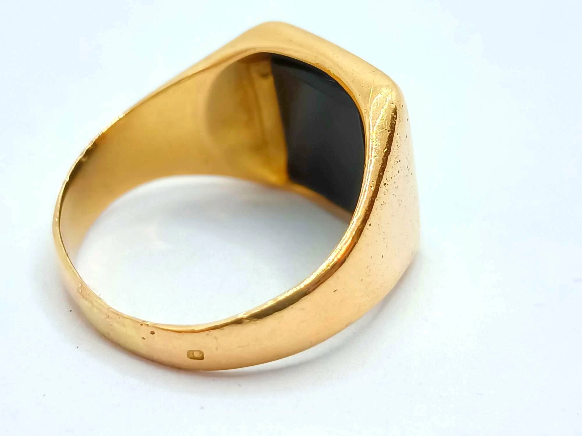 piekny-zloty-sygnet-750-18k-r20-779g-product-id-7bb581d4-6fec-47a5-9b7e-87eb6218b952