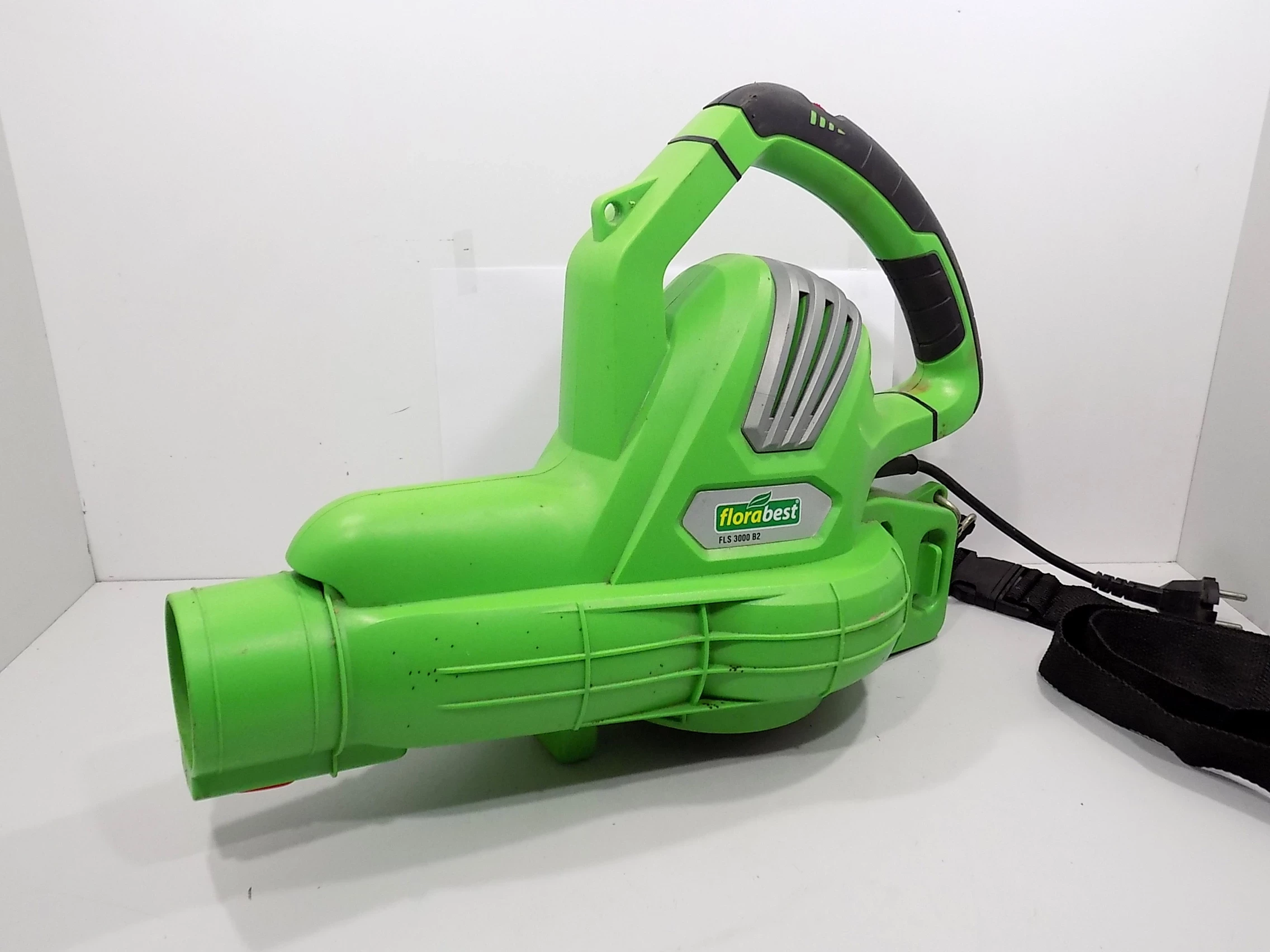 odkurzacz-do-lisci-florabest-fls-3000-b2-stan-uzywany