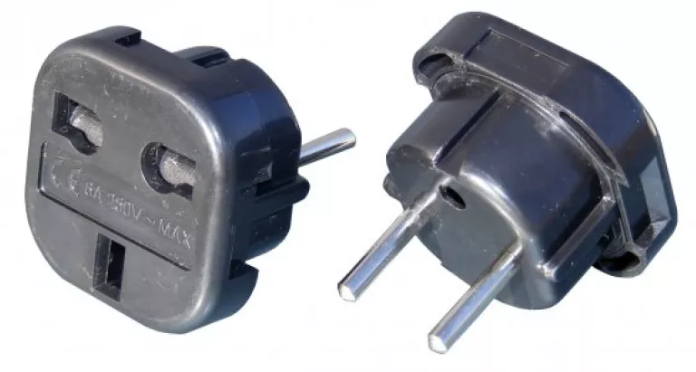 ADAPTER PRZEJŚCIÓWKA PL-UK CZARNA