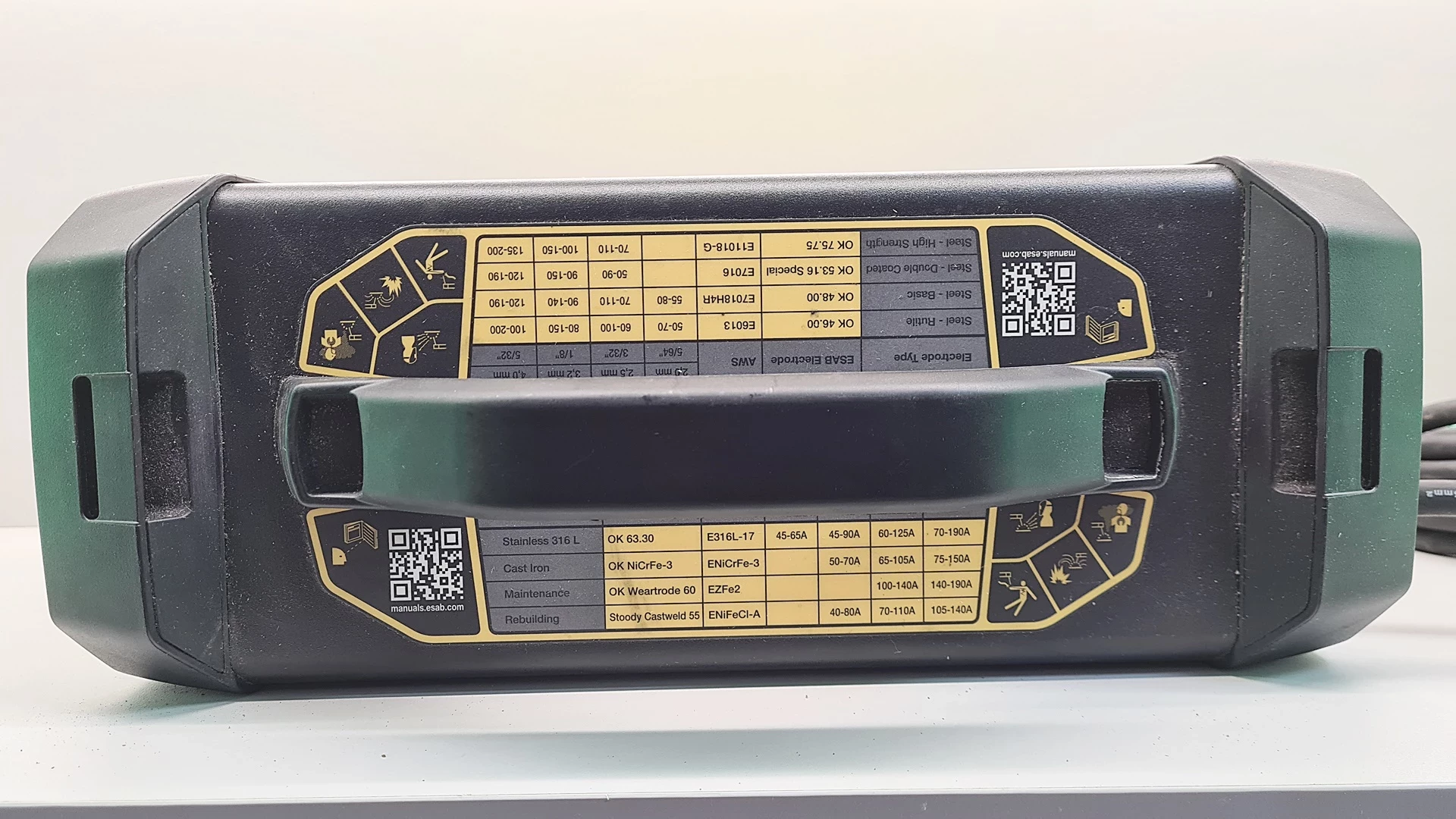 spawarka-inwertorowa-esab-rogue-es-150i-product-id-7fafa501-6c31-494a-9856-0fcc82e8dd84