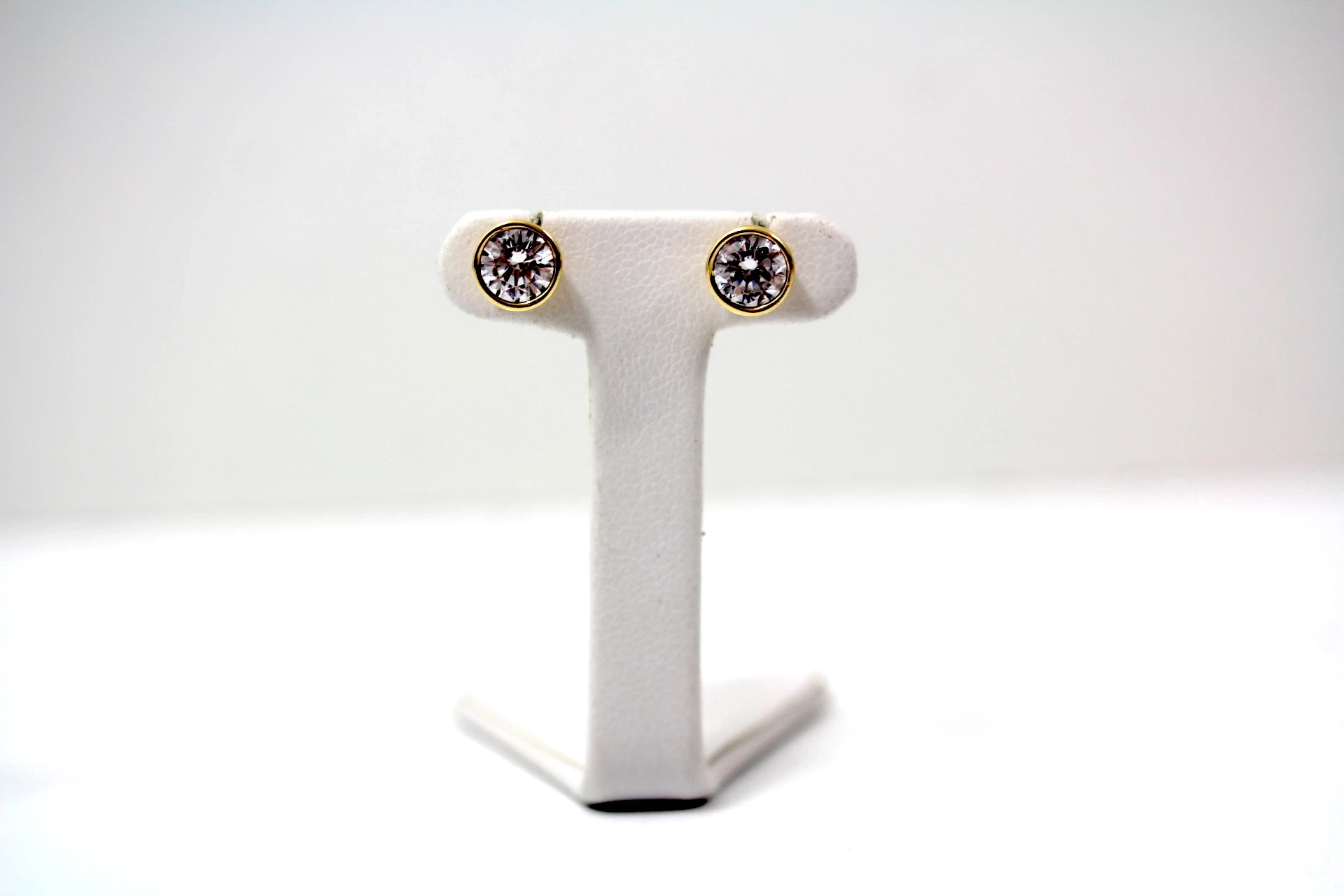 nowe-zlote-kolczyki-cyrkonia-p585-g-247-aleje-jerozolimskie-33-warszawa-boonum