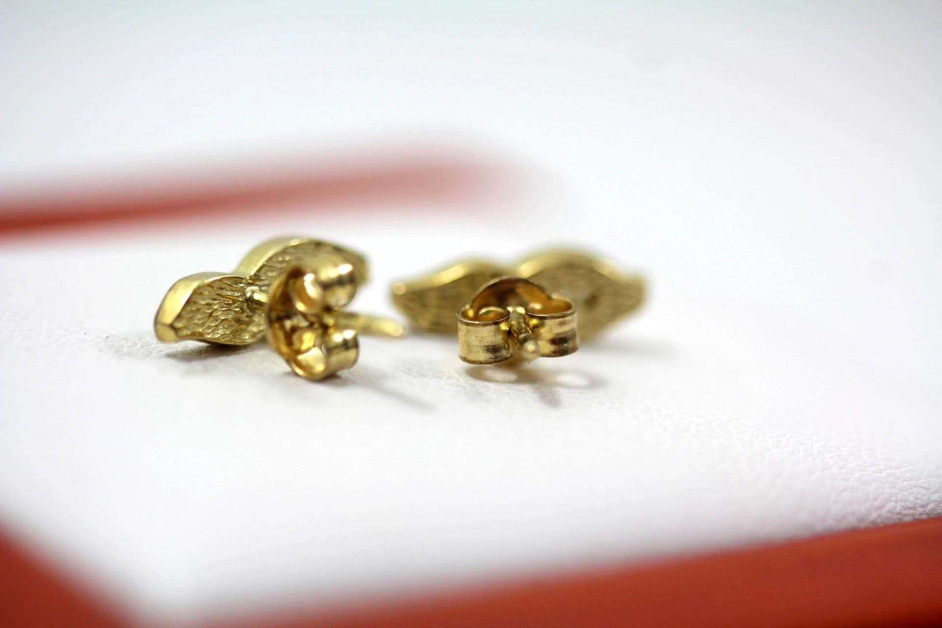 zloto-biale-kolczyki-p333-waga-131-gr-cyrkonia-rodzaj-bigla-sztyft