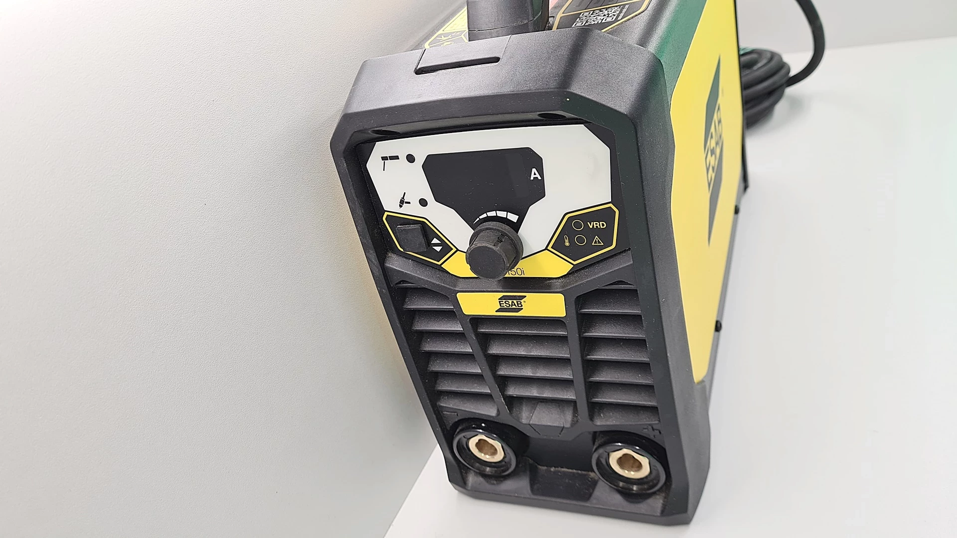 spawarka-inwertorowa-esab-rogue-es-150i-ean-gtin-7330725066047