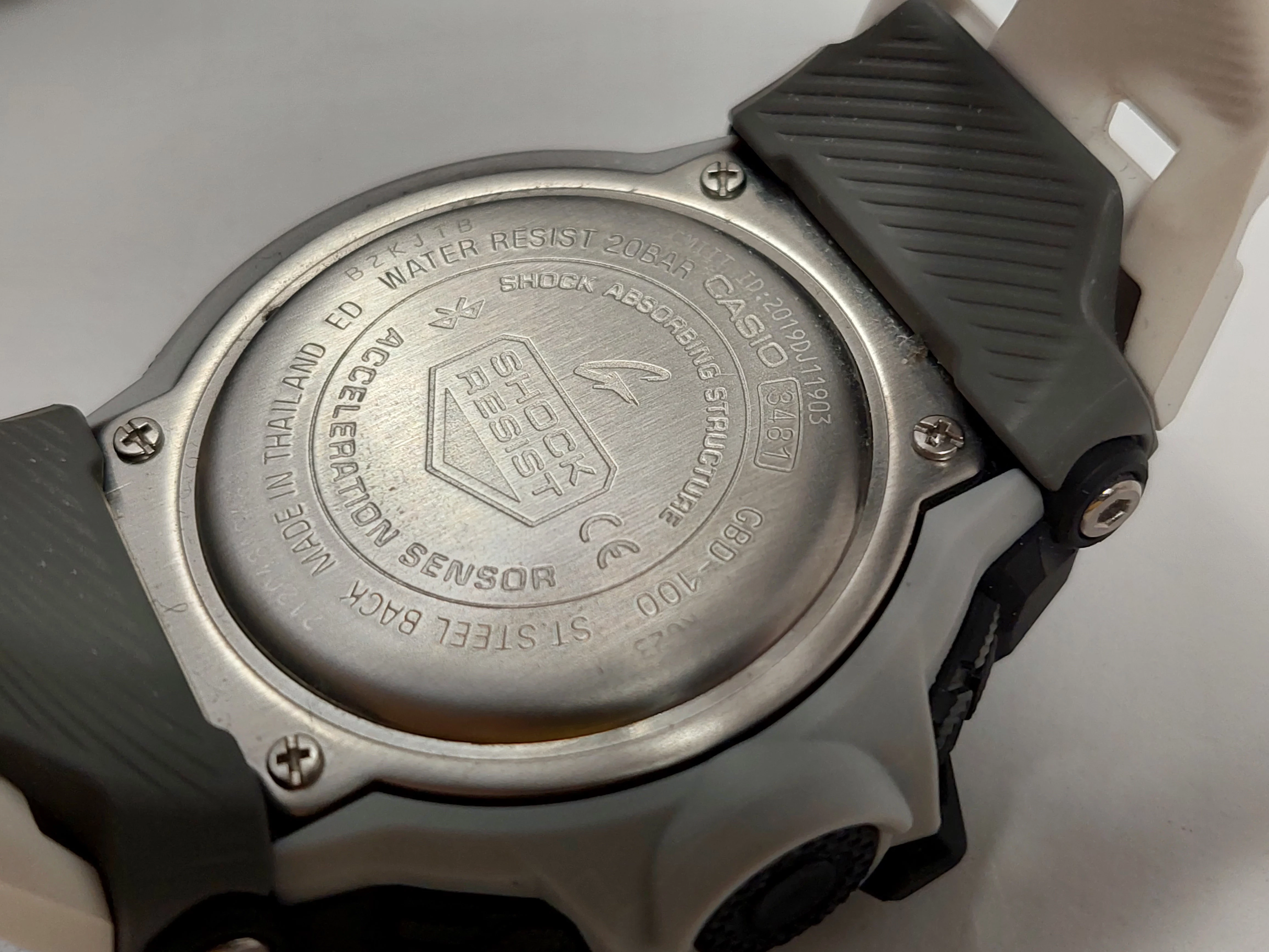 zegarek-meski-nareczny-casio-g-shock-gbd-100-stan-uzywany