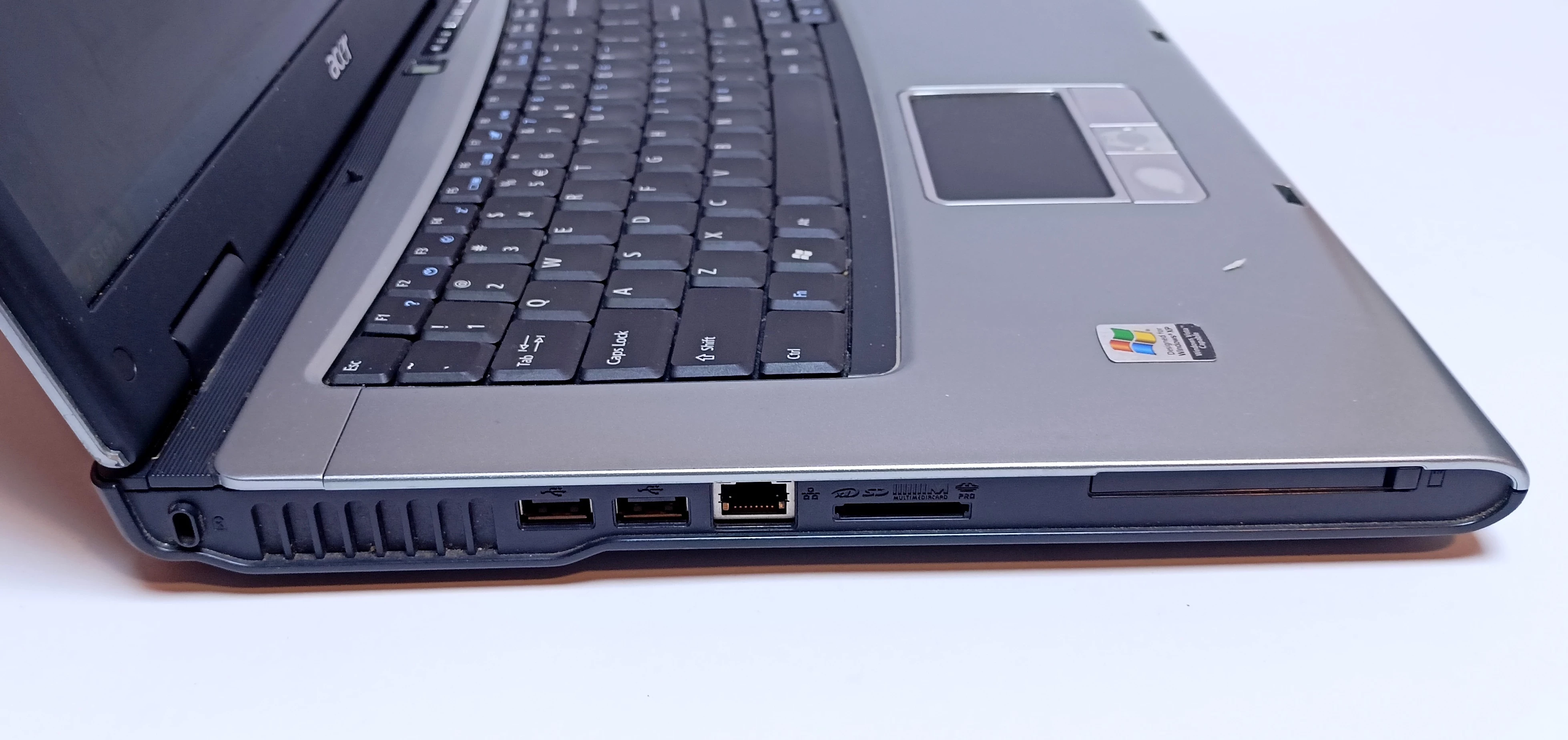 laptop-acer-travelmate-2490-przekatna-ekranu-15