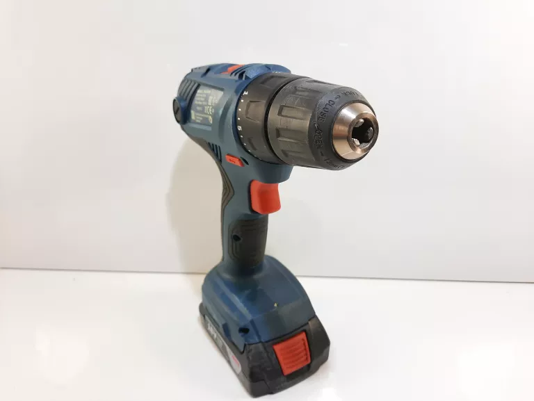 WKRĘTARKA BOSCH GSR 180-LI + 2 BAT ŁAD WALIZKA