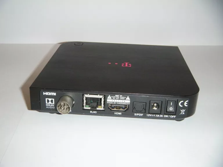 smartbox-tmobile-magenta-kstb6077-z-pilotem-rodzaj-tunera-dvb-t2