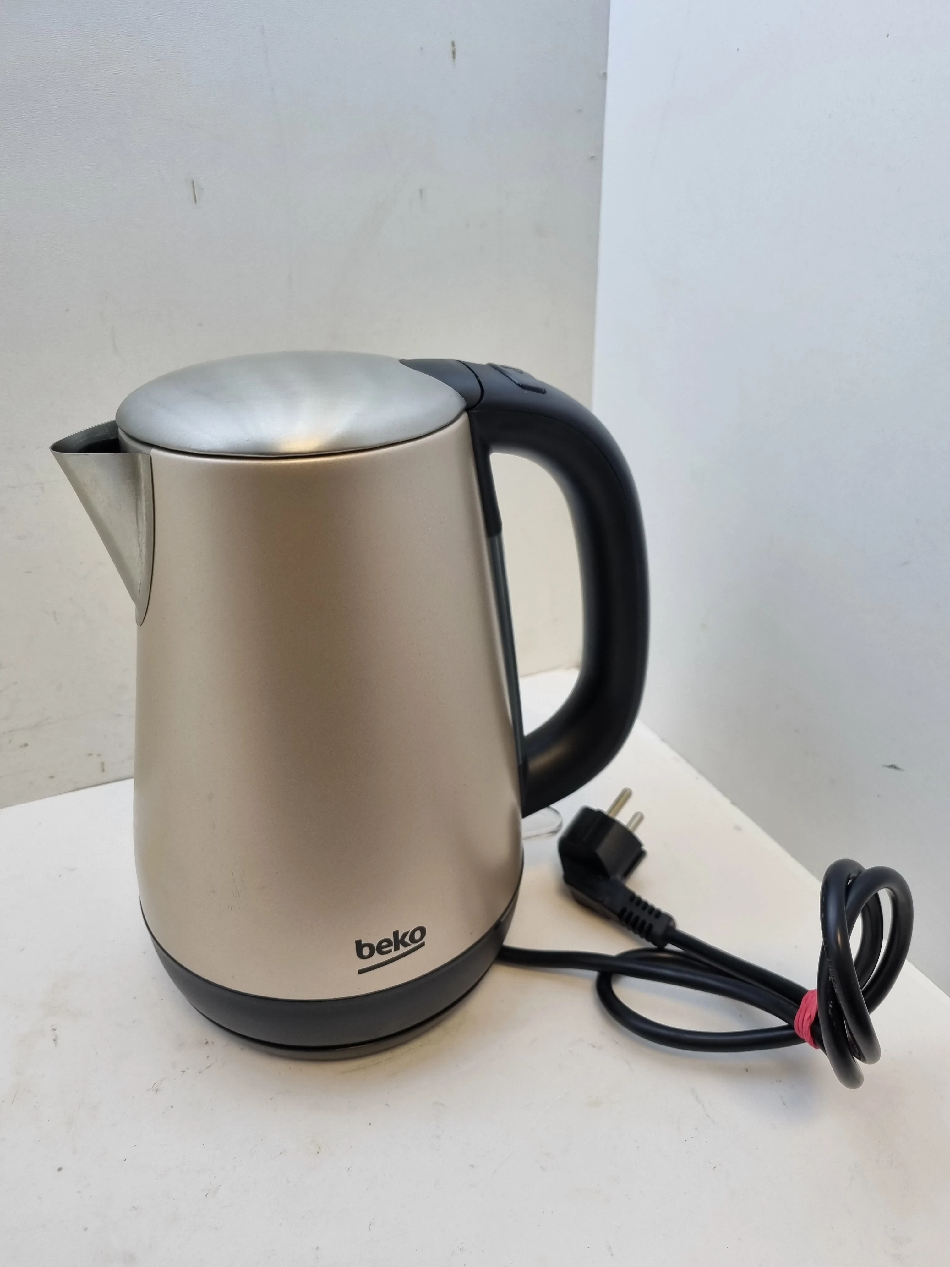 czajnik-elektryczny-beko-wkm7307c-noniewicza-93-suwalki-lupus-spj