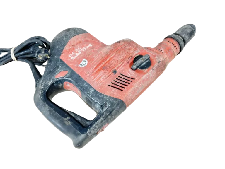 profesjonalny-mlot-wyburzeniowy-hilti-te-70-atc-moc-70