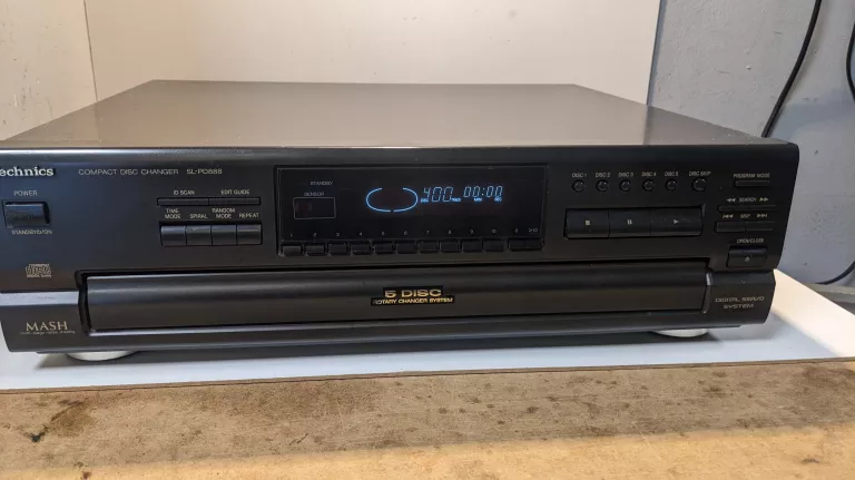 ODTWARZACZ / ZMIENIARKA 5 CD TECHNICS SL-PD888