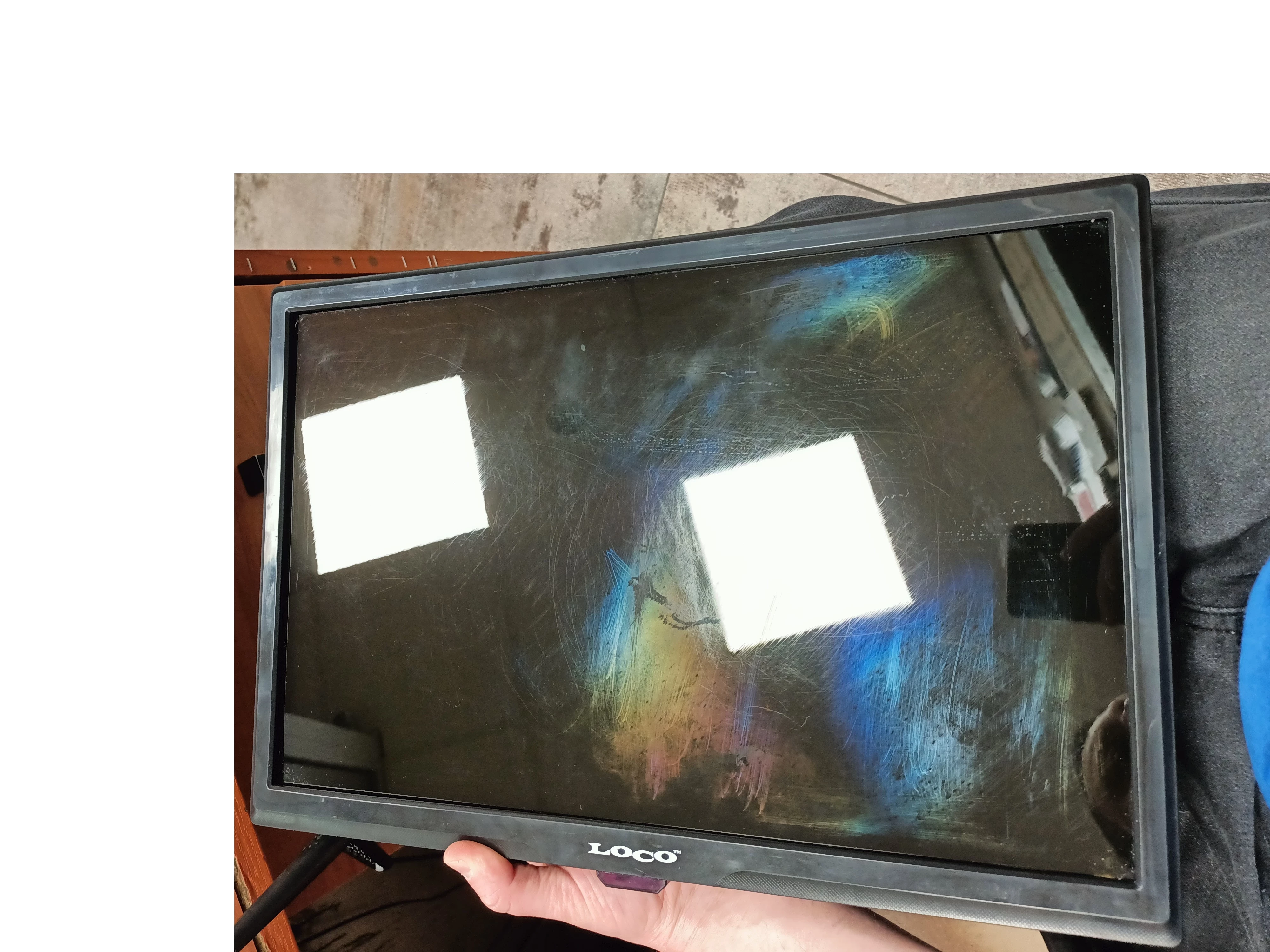 telewizor-19-led-loco-zt-w25a-klasa-efektywnosci-energetycznej-f