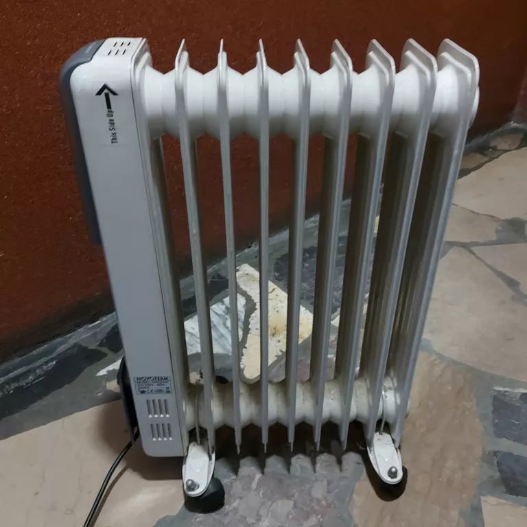 GRZEJNIK OLEJOWY ŻEBERKOWY NOVOTERM 1500W