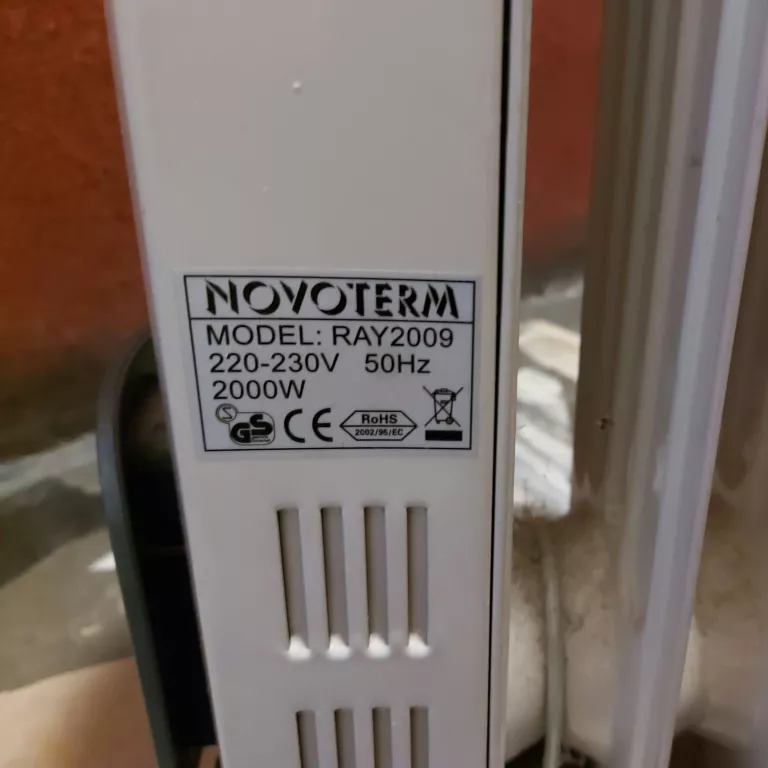 GRZEJNIK OLEJOWY ŻEBERKOWY NOVOTERM 1500W
