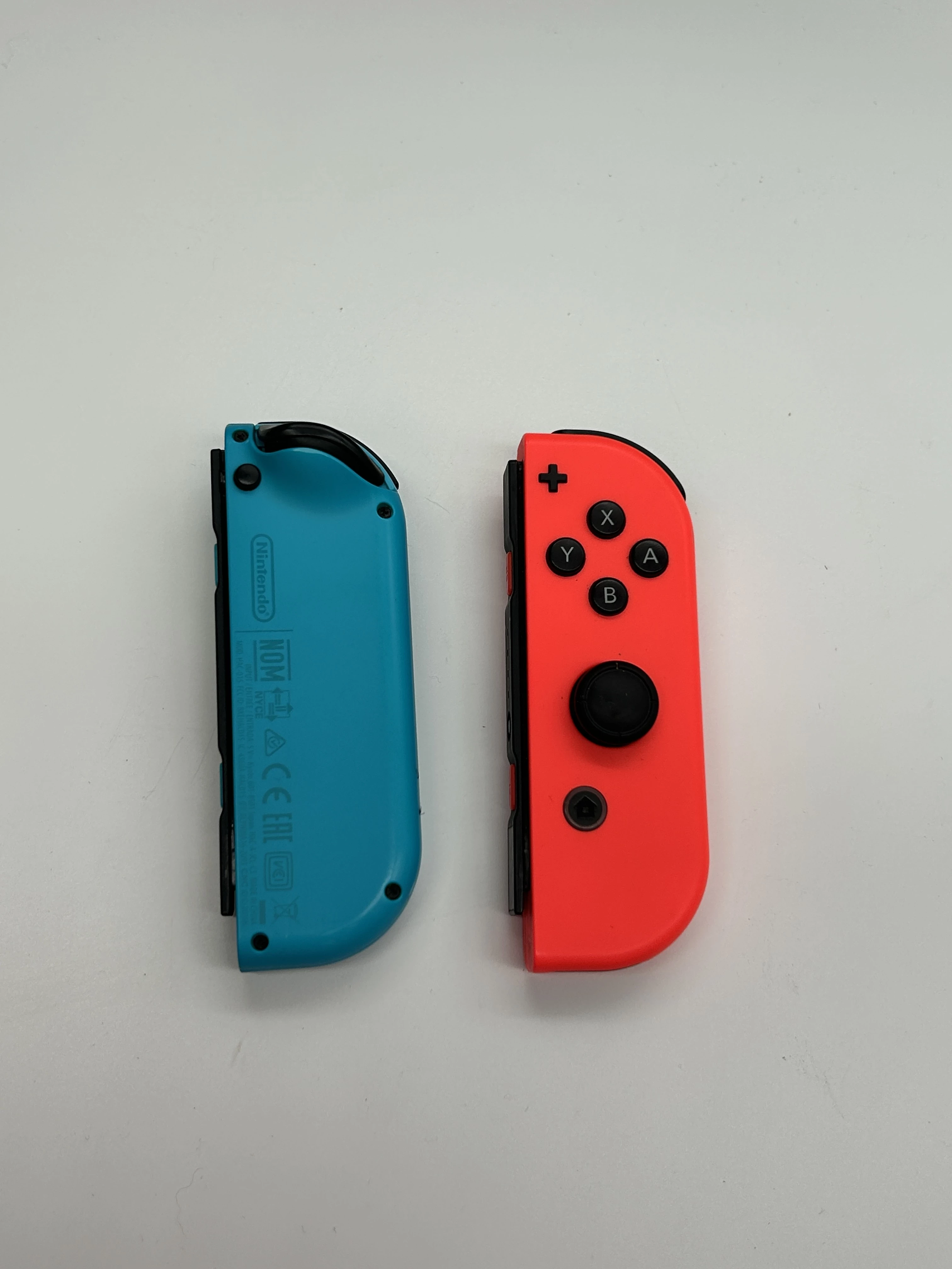 konsola-nintendo-switch-hac-002-zestaw-2-gry-pad-slowackiego-4-walbrzych-sj