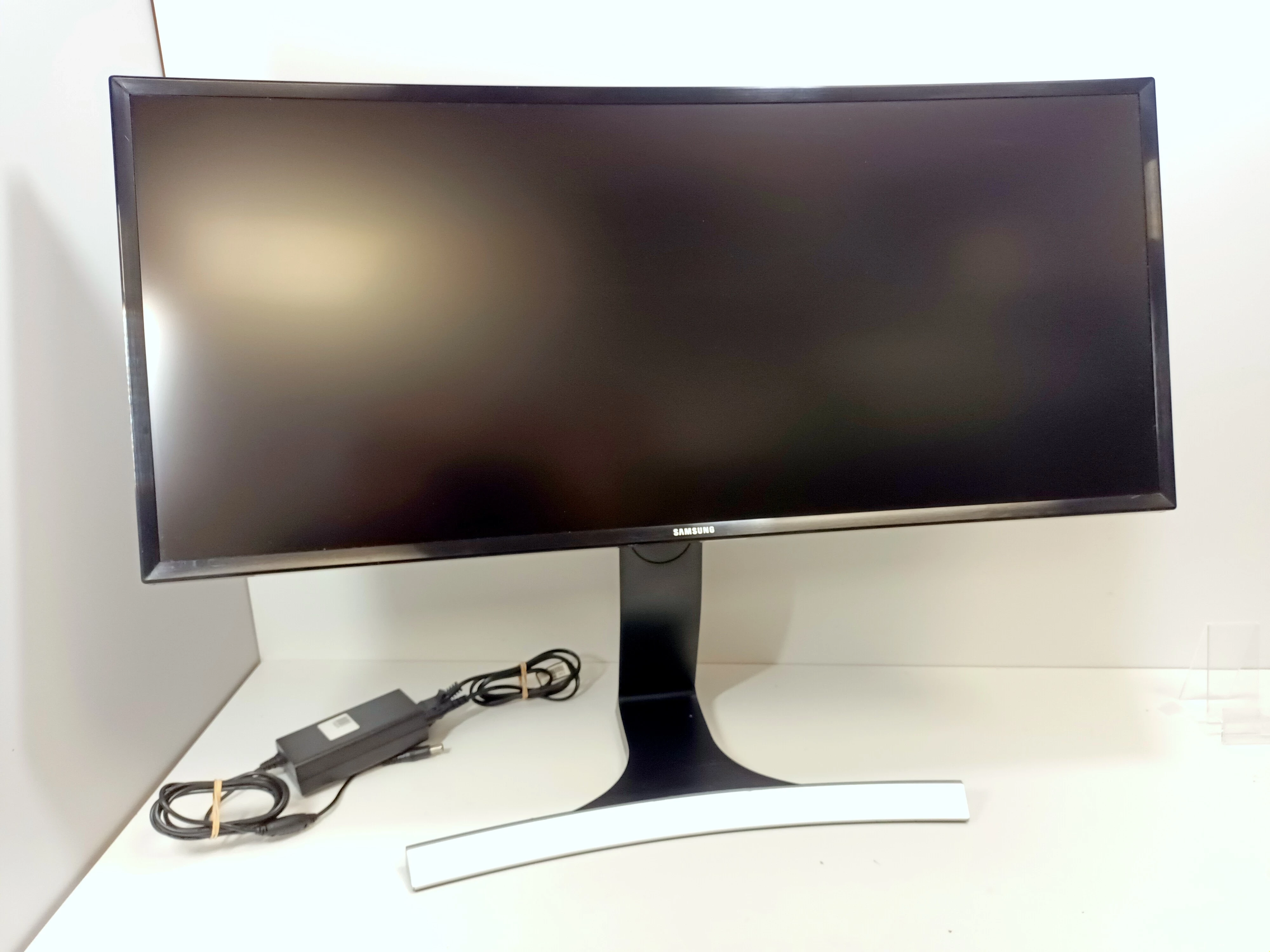monitor-samsung-29cali-s29e790c-zakrzywiony-osiedle-centrum-d1-krakow