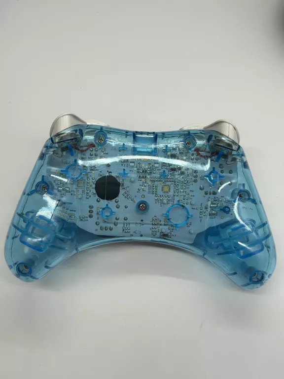 KONSOLA NINTENDO SWITCH HAC-002 ZESTAW 2 GRY PAD