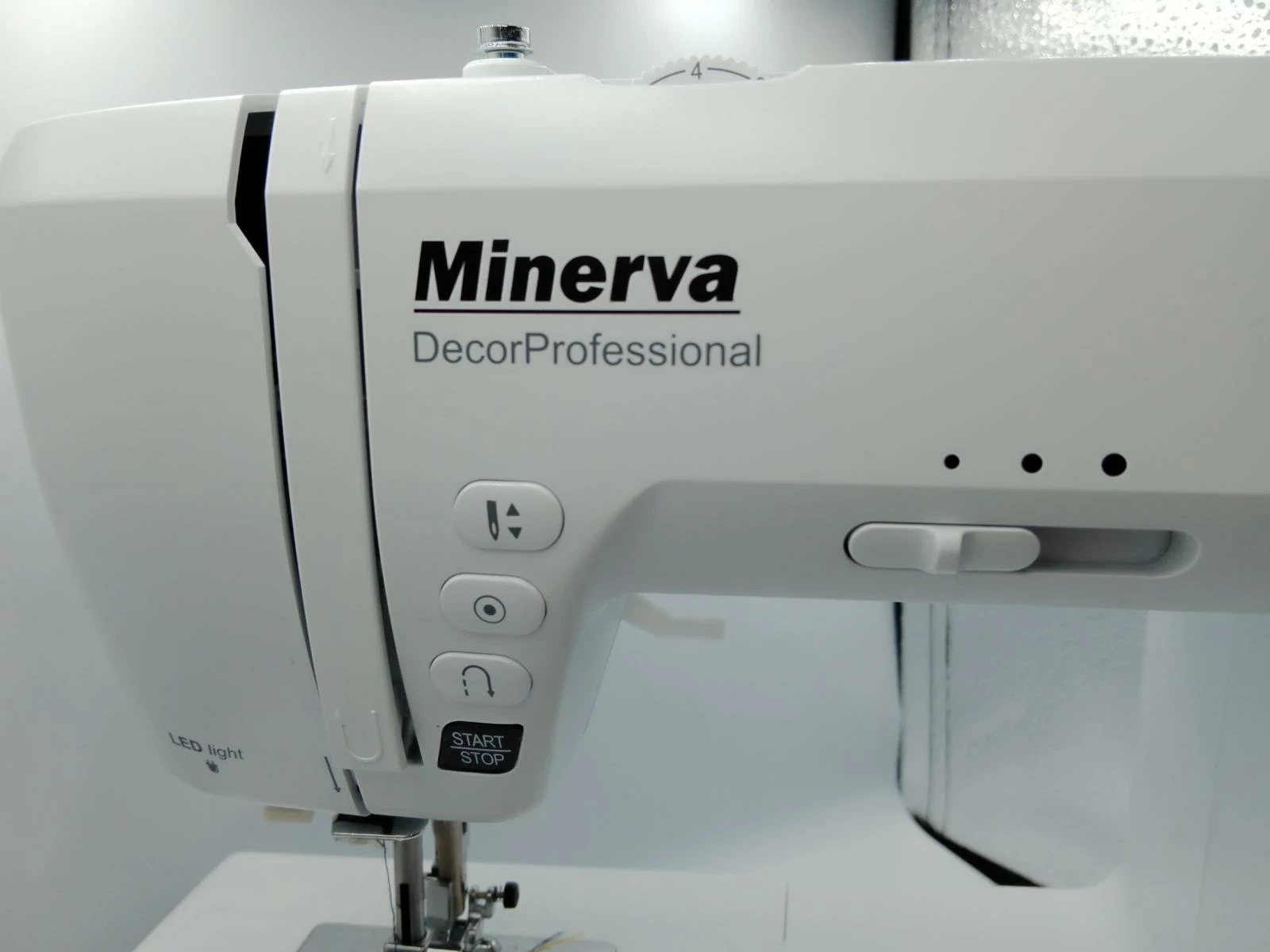 maszyna-do-szycia-minerva-decor-professiona-fv-ean-gtin-4820160914476